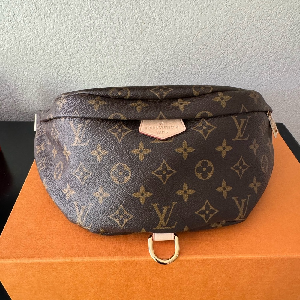 Brand new, never used Louis Vuitton original Bumbag.